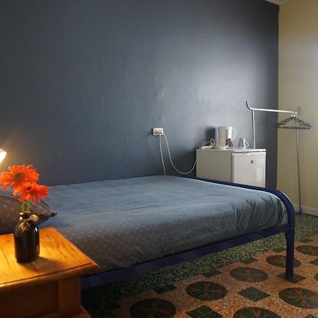 Ocean Beach Backpackers Hostel Perth Luaran gambar