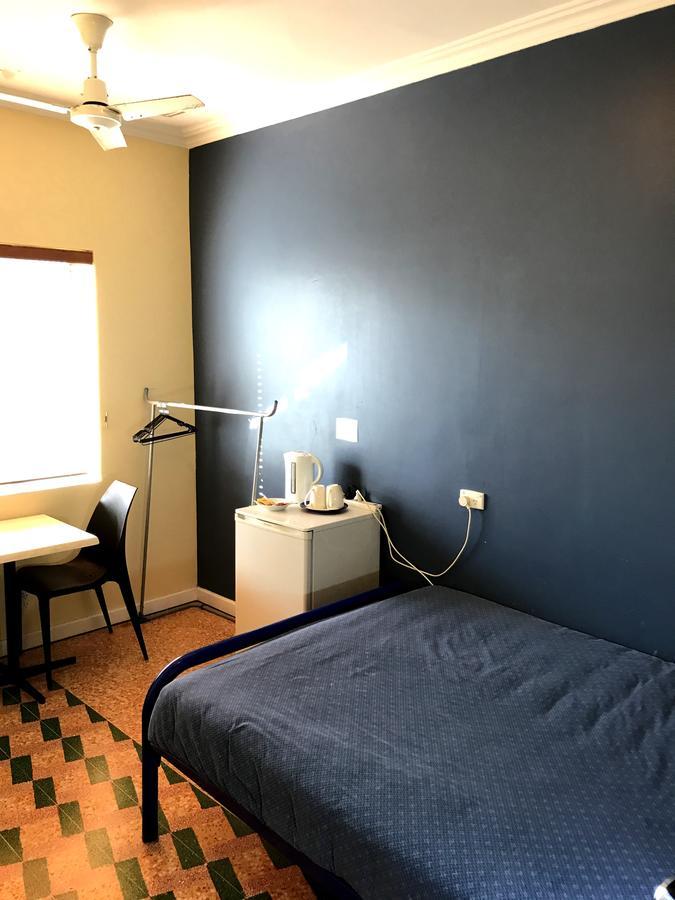 Ocean Beach Backpackers Hostel Perth Luaran gambar