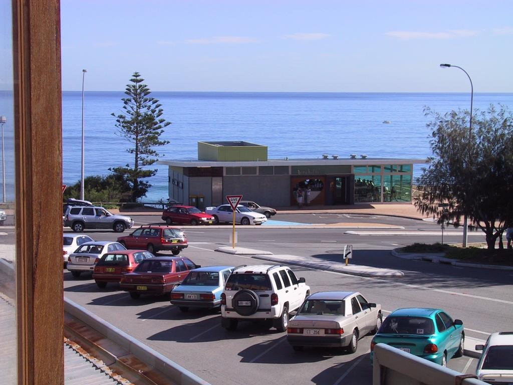 Ocean Beach Backpackers Hostel Perth Luaran gambar
